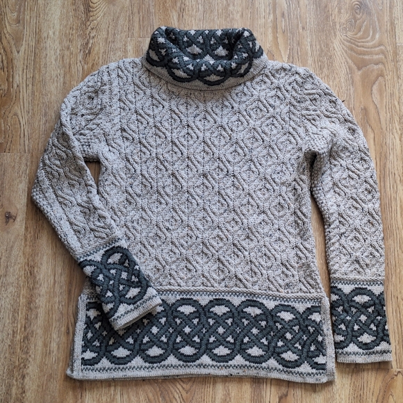 Aran Crafts Ranelagh Merino Jacquard Knit Crewneck Sweater in Oatmeal - M - Picture 3 of 14